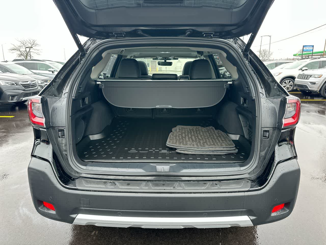 Thumbnail: 2025 Subaru Outback - 38