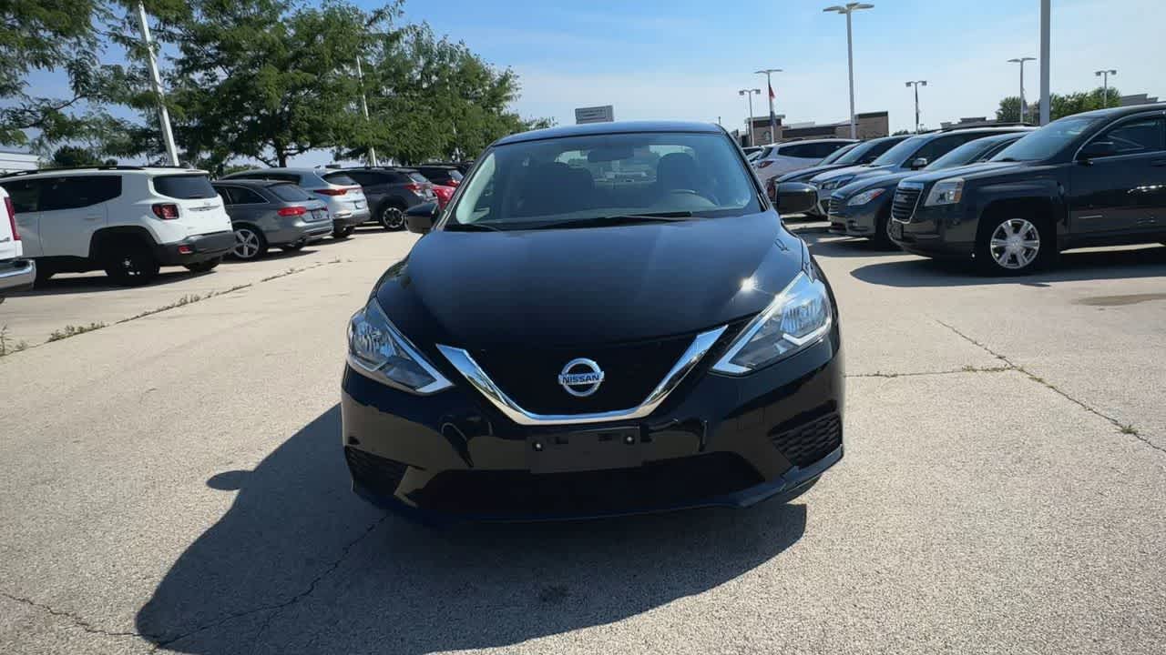 Thumbnail: 2017 Nissan Sentra - 3