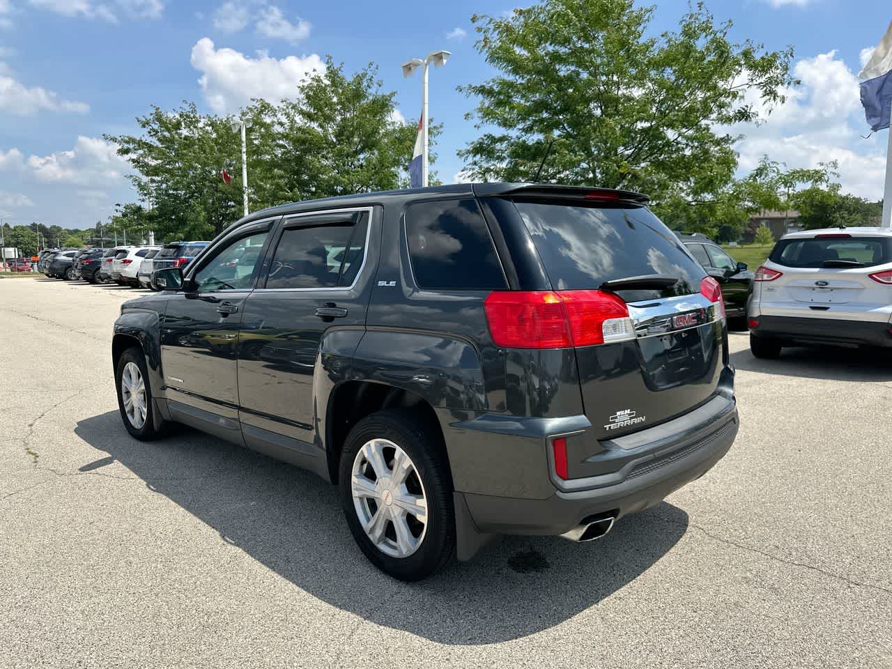 Thumbnail: 2017 GMC Terrain - 11