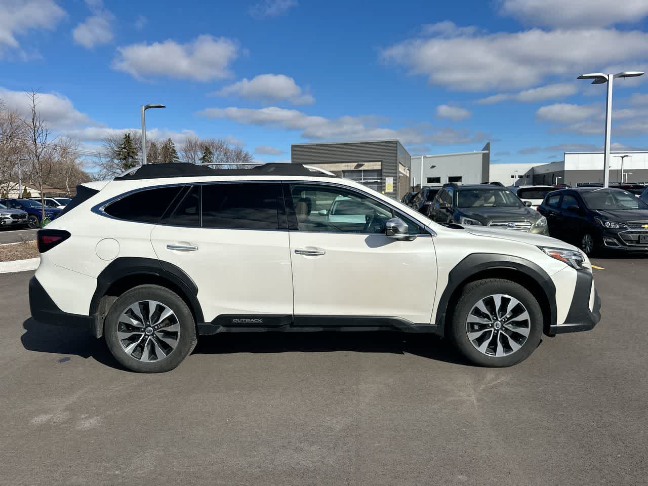 Thumbnail: 2023 Subaru Outback - 14