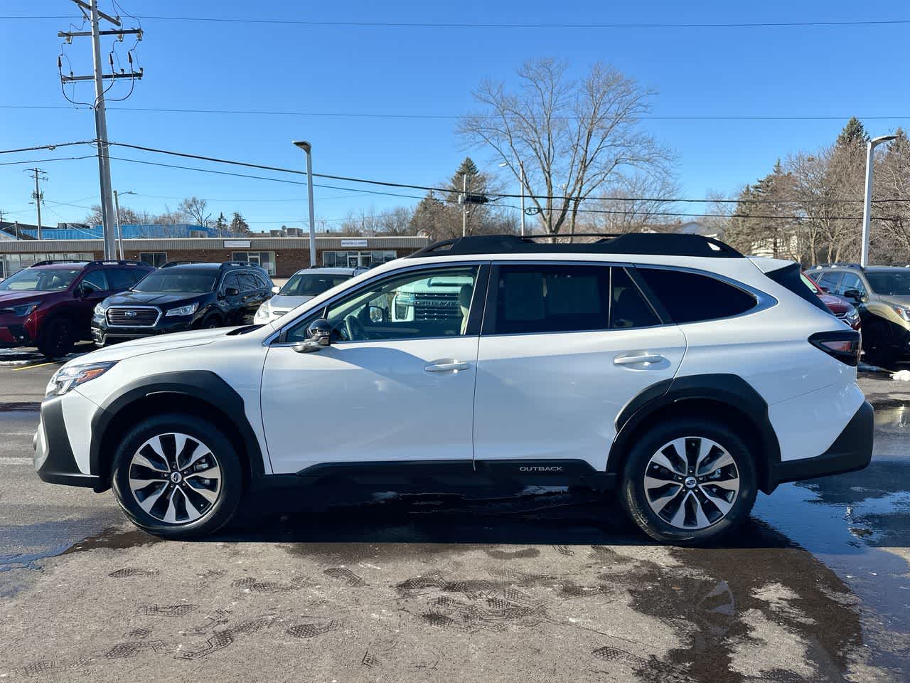 Thumbnail: 2025 Subaru Outback - 10