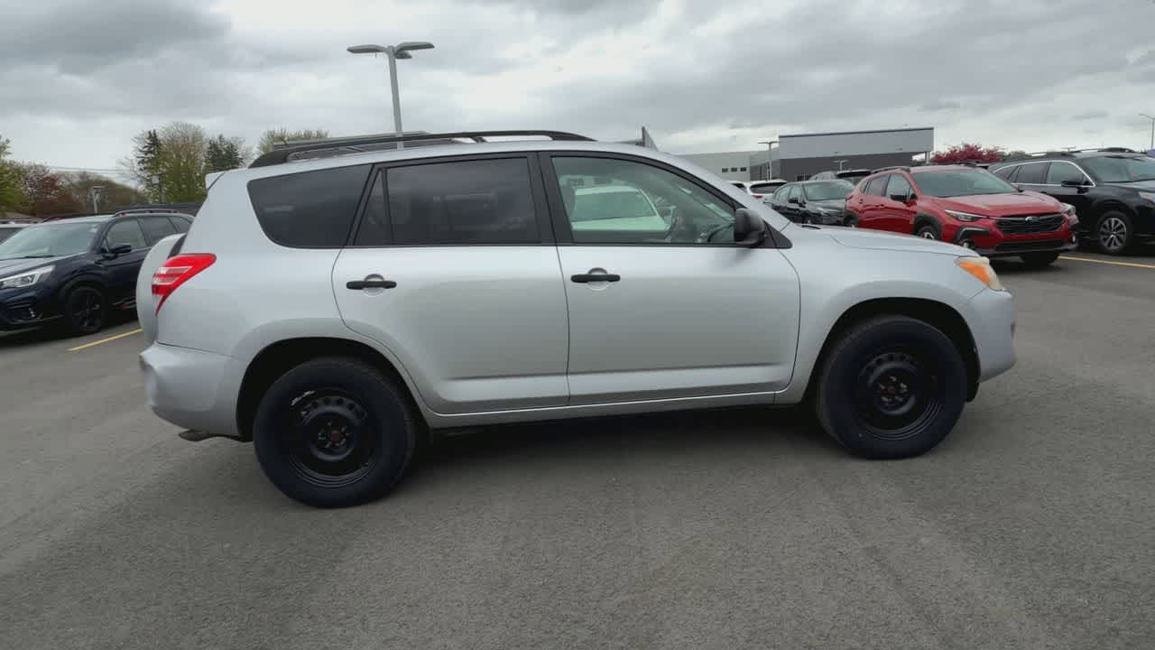 Thumbnail: 2009 Toyota RAV4 - 9