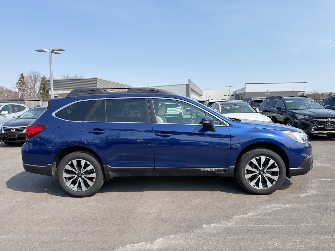 Thumbnail: 2017 Subaru Outback - 15
