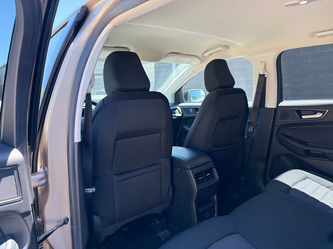Thumbnail: 2020 Ford Edge - 22