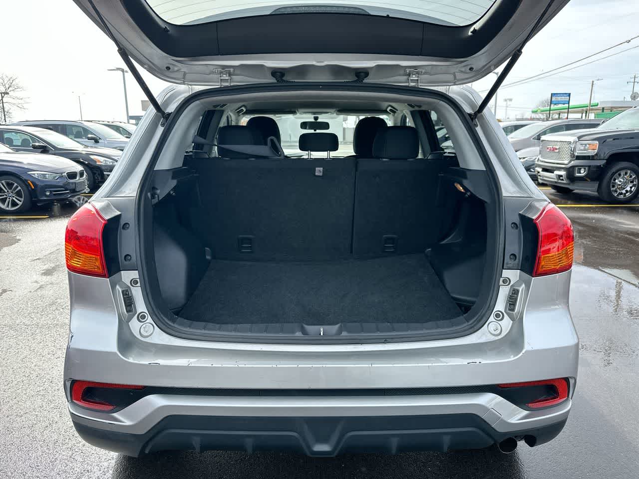 Thumbnail: 2018 Mitsubishi Outlander Sport - 35