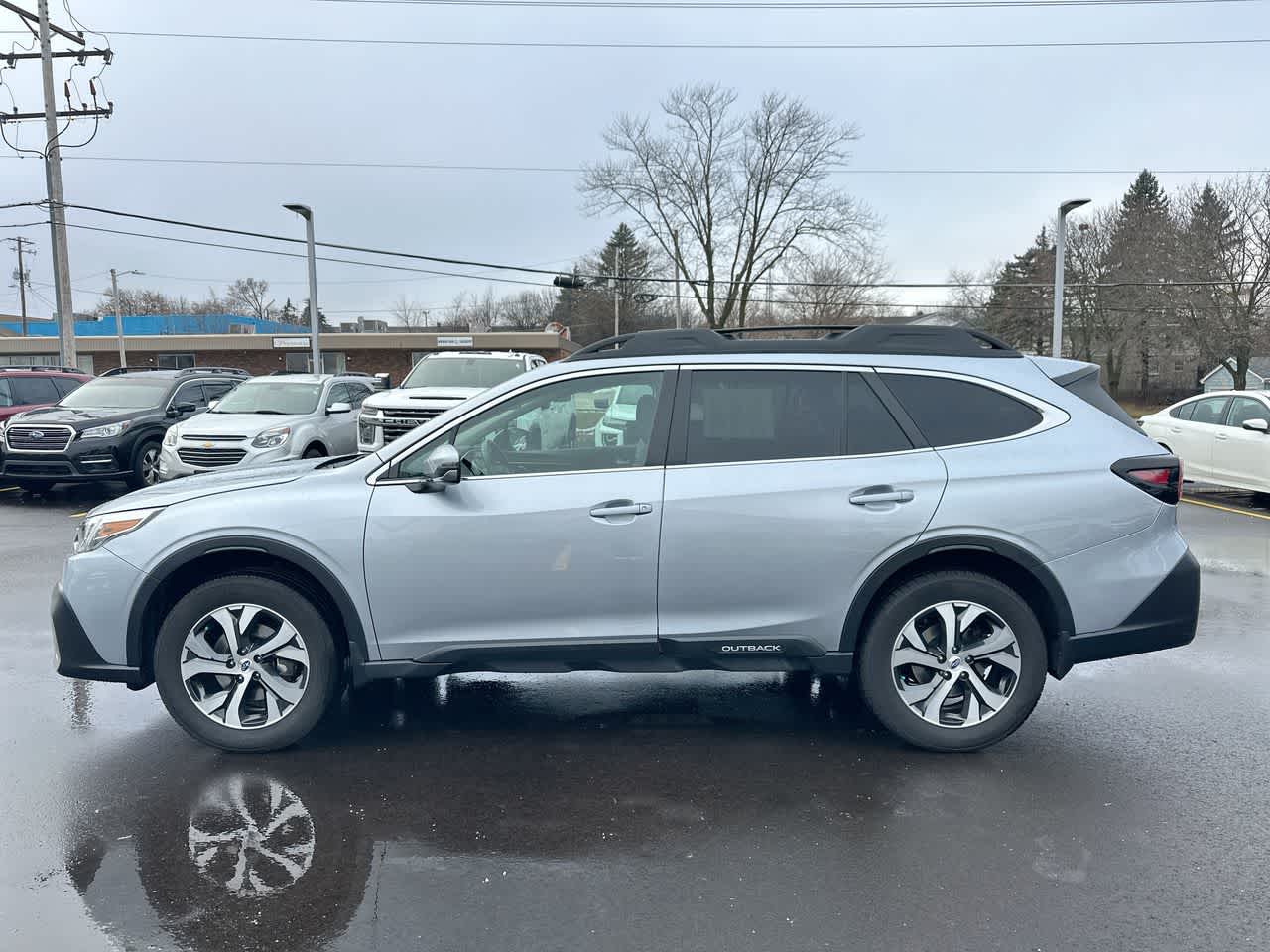 Thumbnail: 2020 Subaru Outback - 10