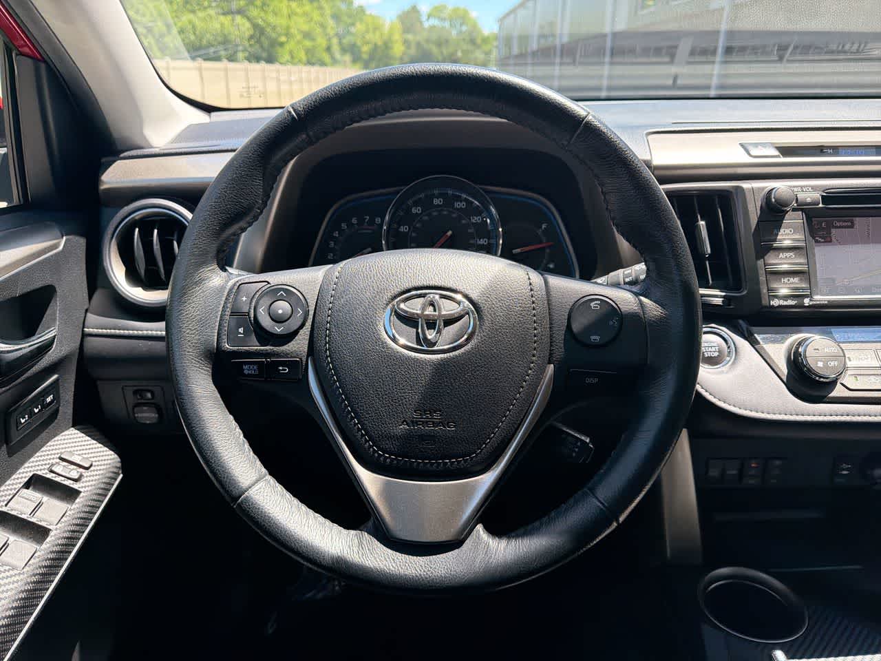 Thumbnail: 2015 Toyota RAV4 - 28