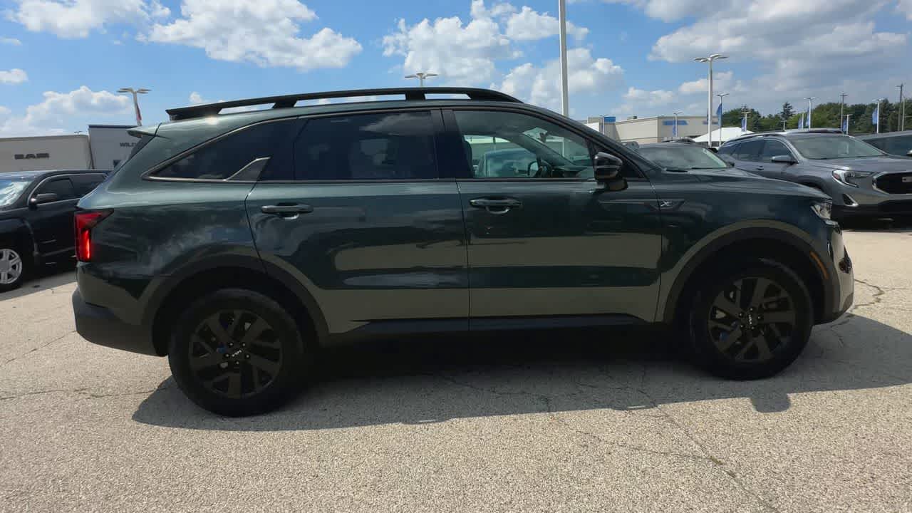 Thumbnail: 2022 Kia Sorento - 9