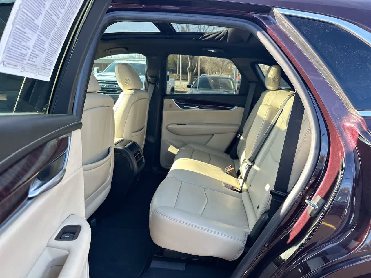 Thumbnail: 2017 Cadillac XT5 - 25