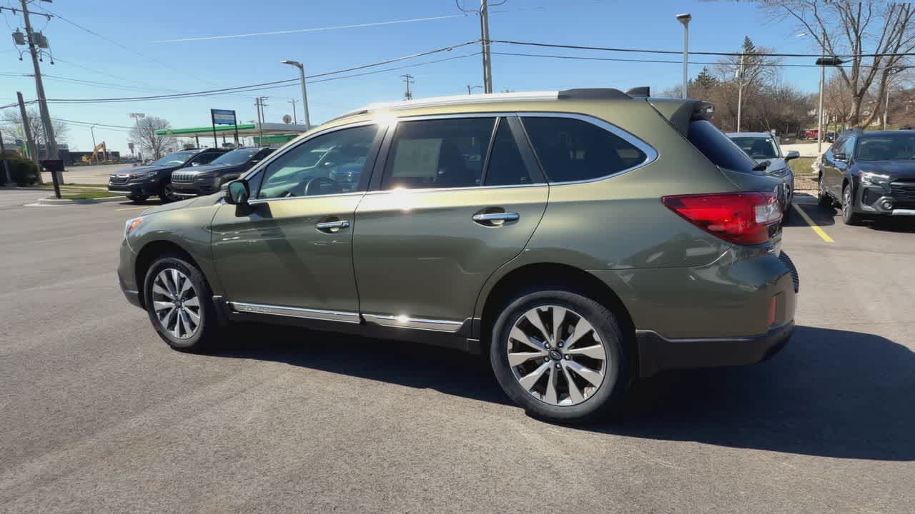 Thumbnail: 2017 Subaru Outback - 6
