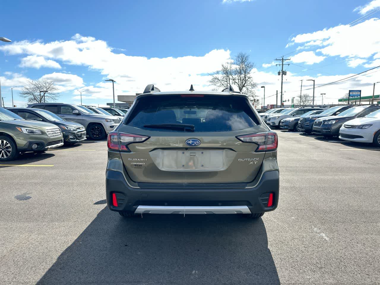 Thumbnail: 2022 Subaru Outback - 12