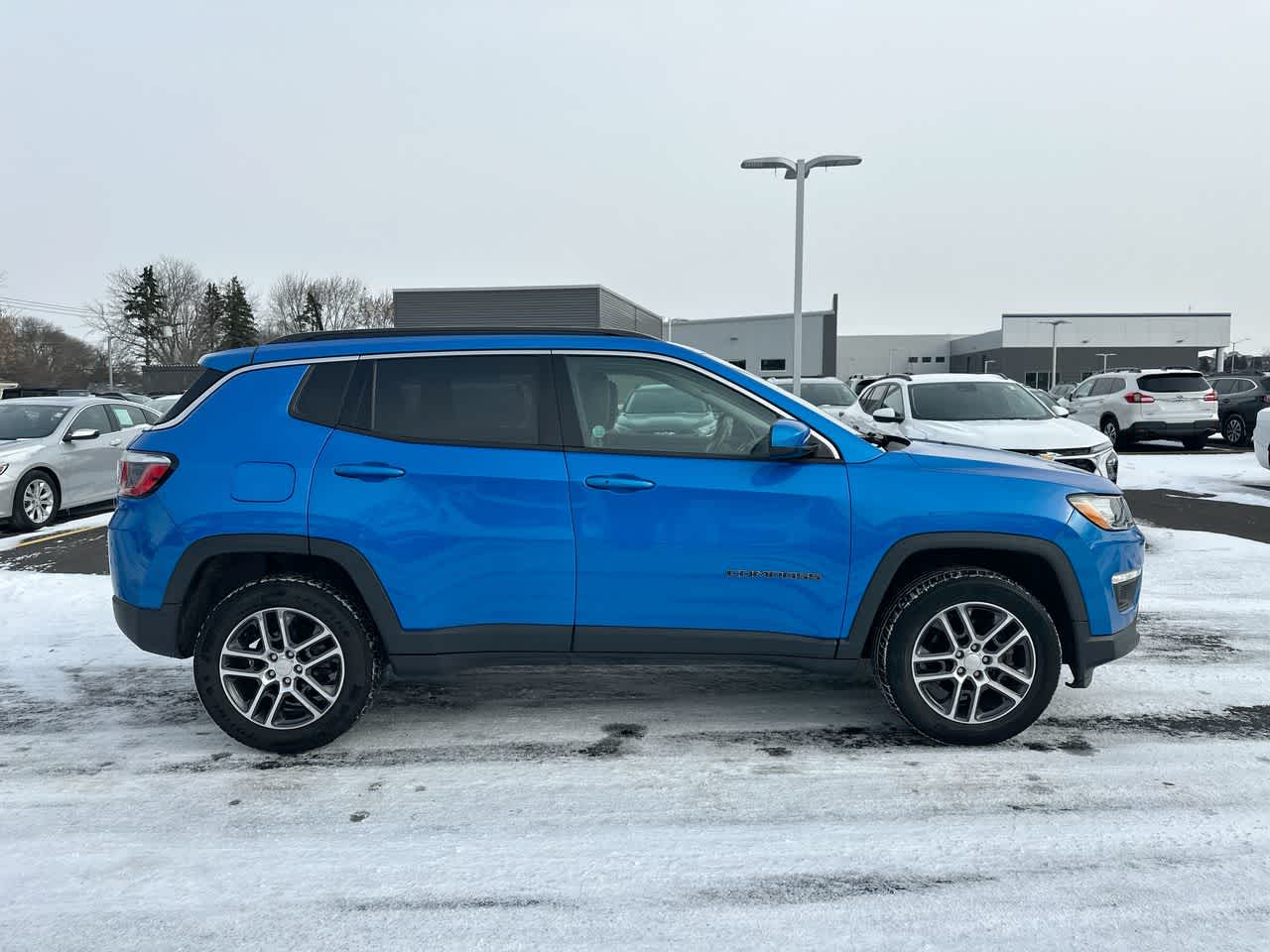 Thumbnail: 2018 Jeep Compass - 14