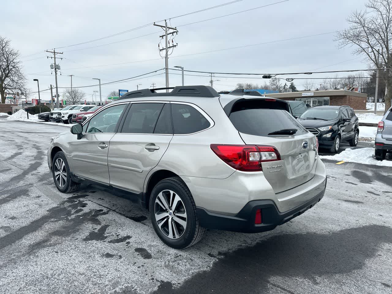 Thumbnail: 2018 Subaru Outback - 11
