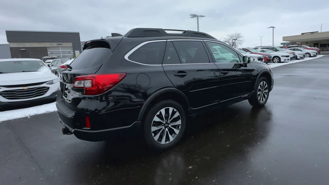 Thumbnail: 2017 Subaru Outback - 8