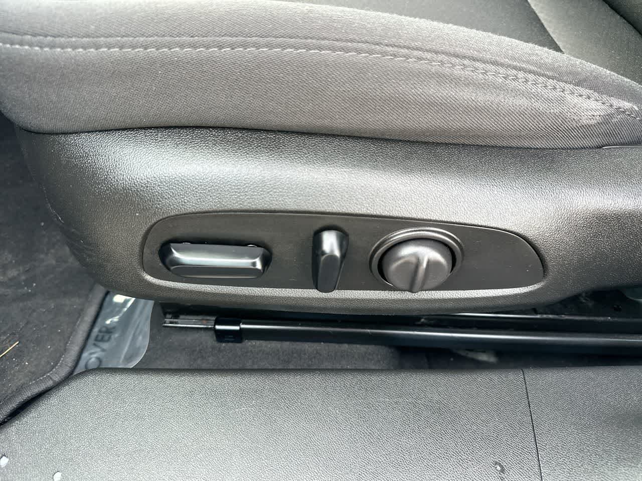 Thumbnail: 2020 Chevrolet Malibu - 22