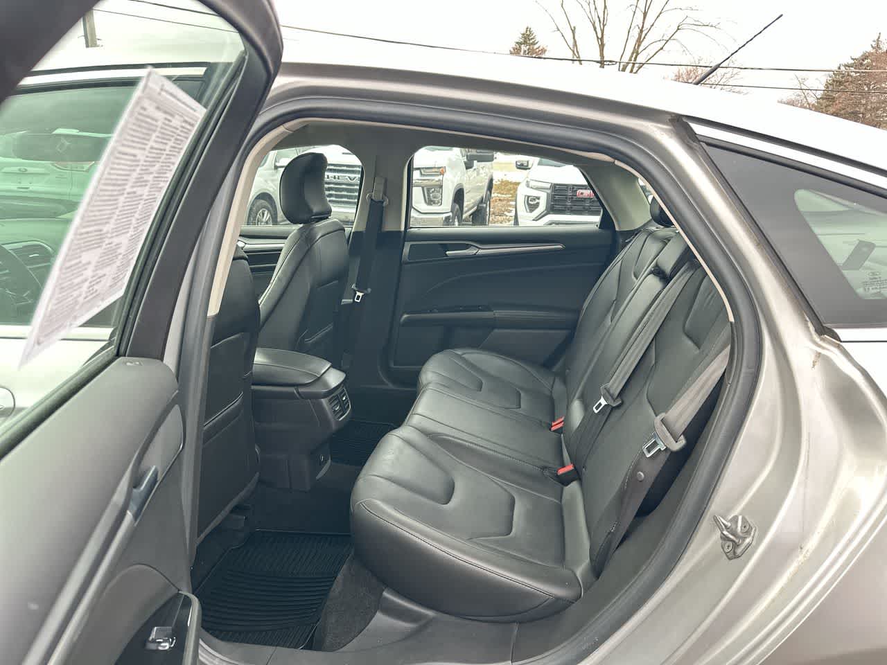 Thumbnail: 2016 Ford Fusion - 25