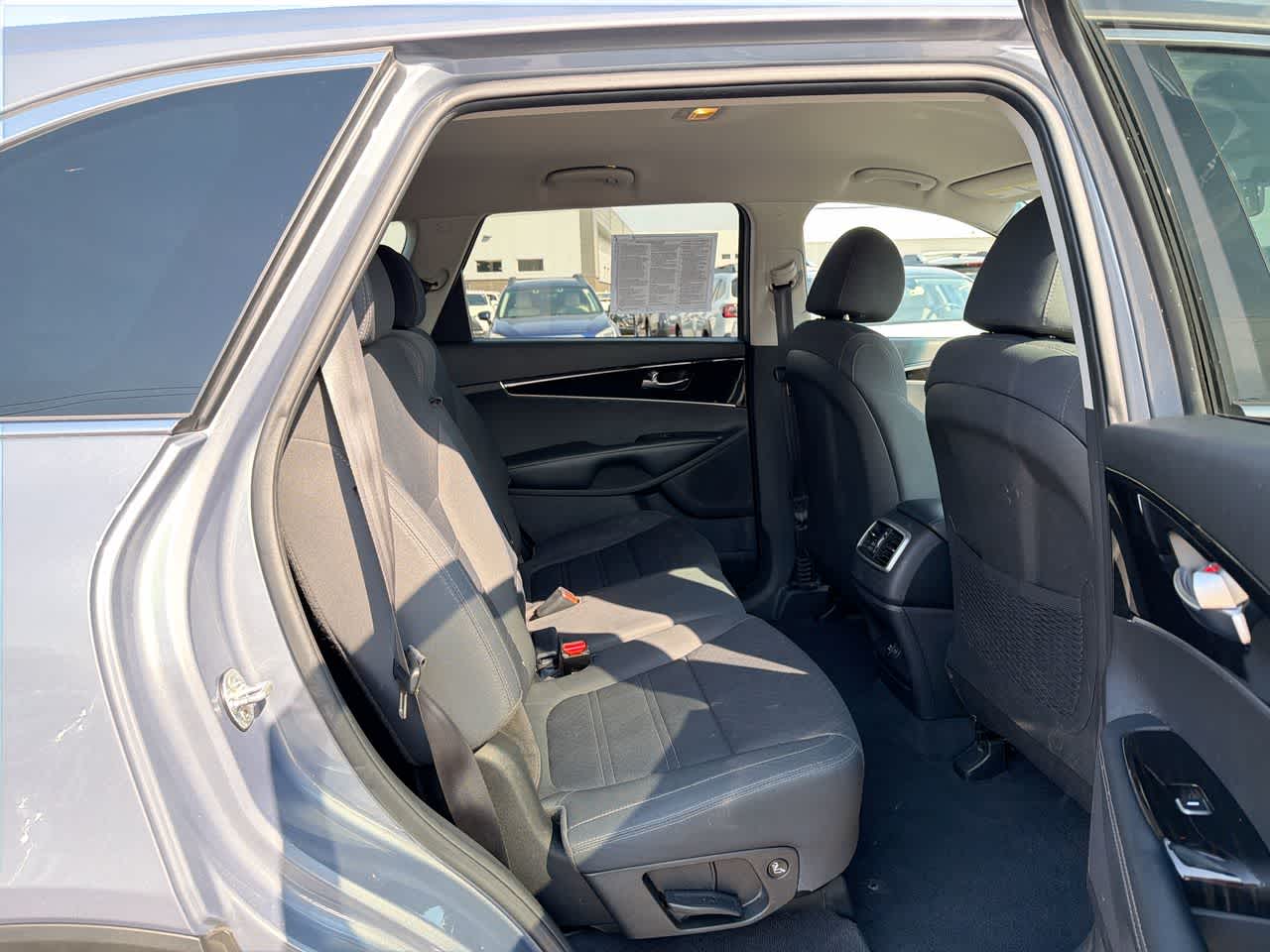 Thumbnail: 2020 Kia Sorento - 26