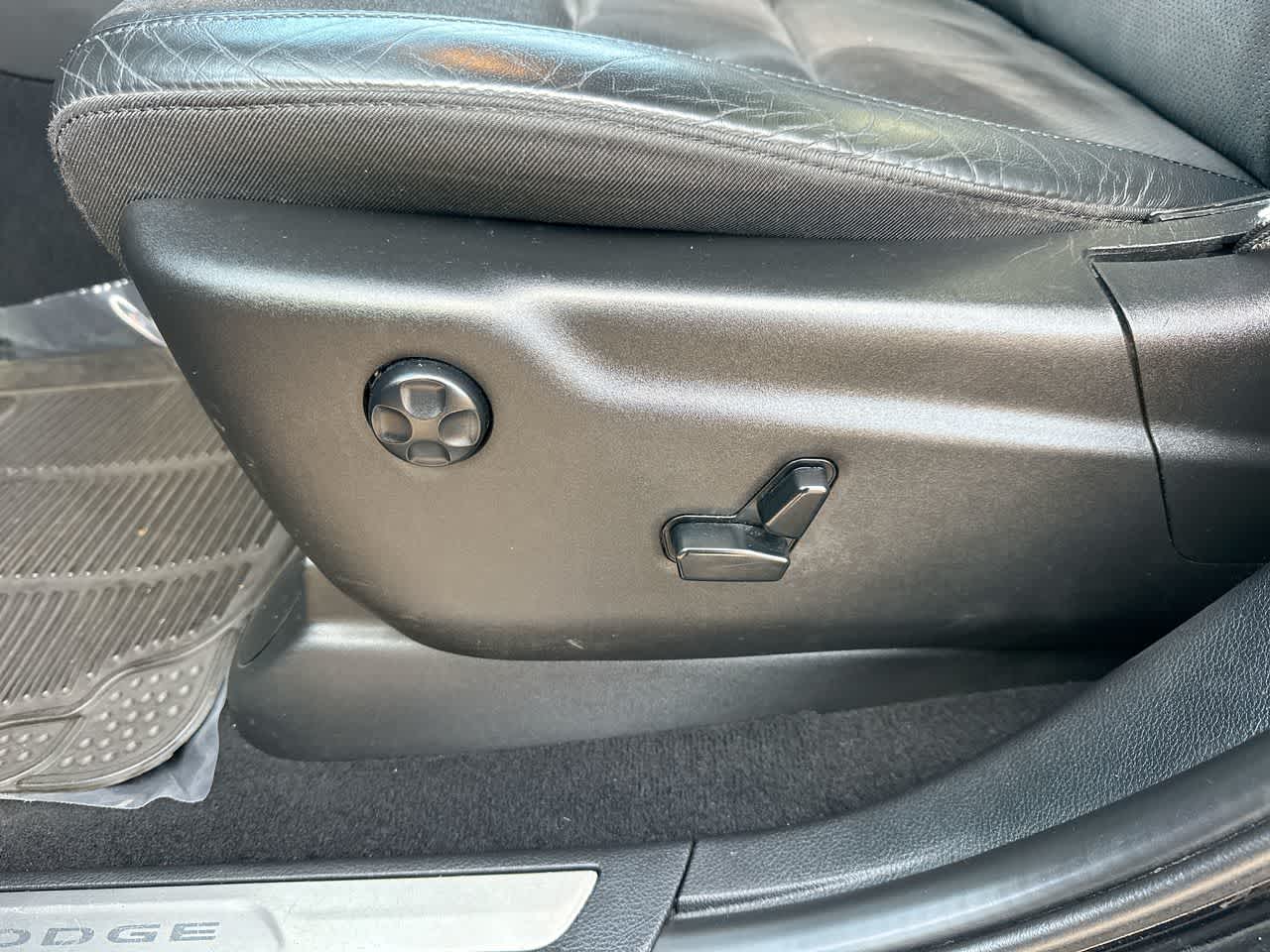 Thumbnail: 2020 Dodge Durango - 22