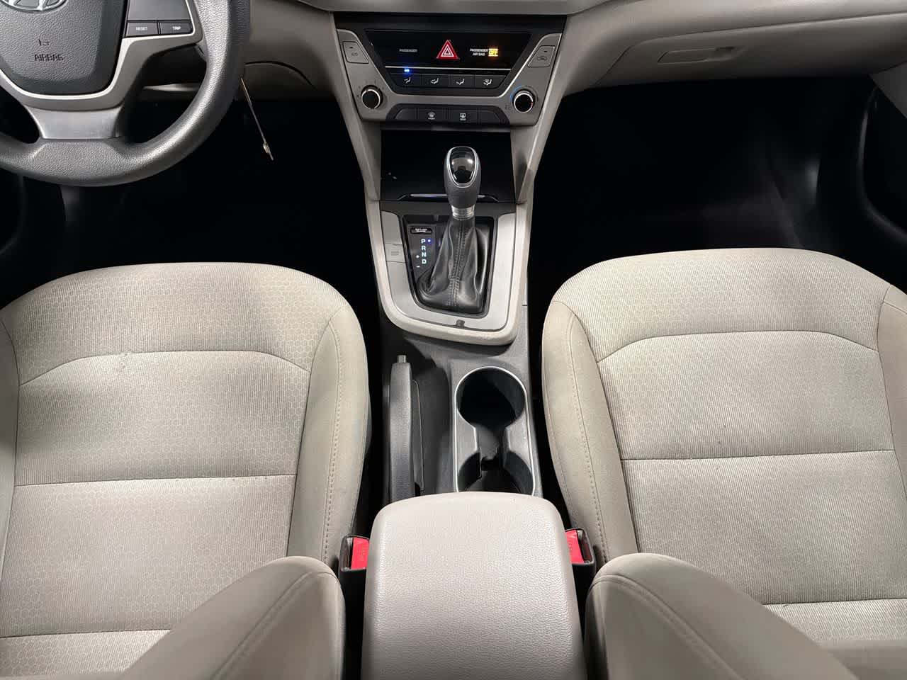 Thumbnail: 2017 Hyundai Elantra - 28