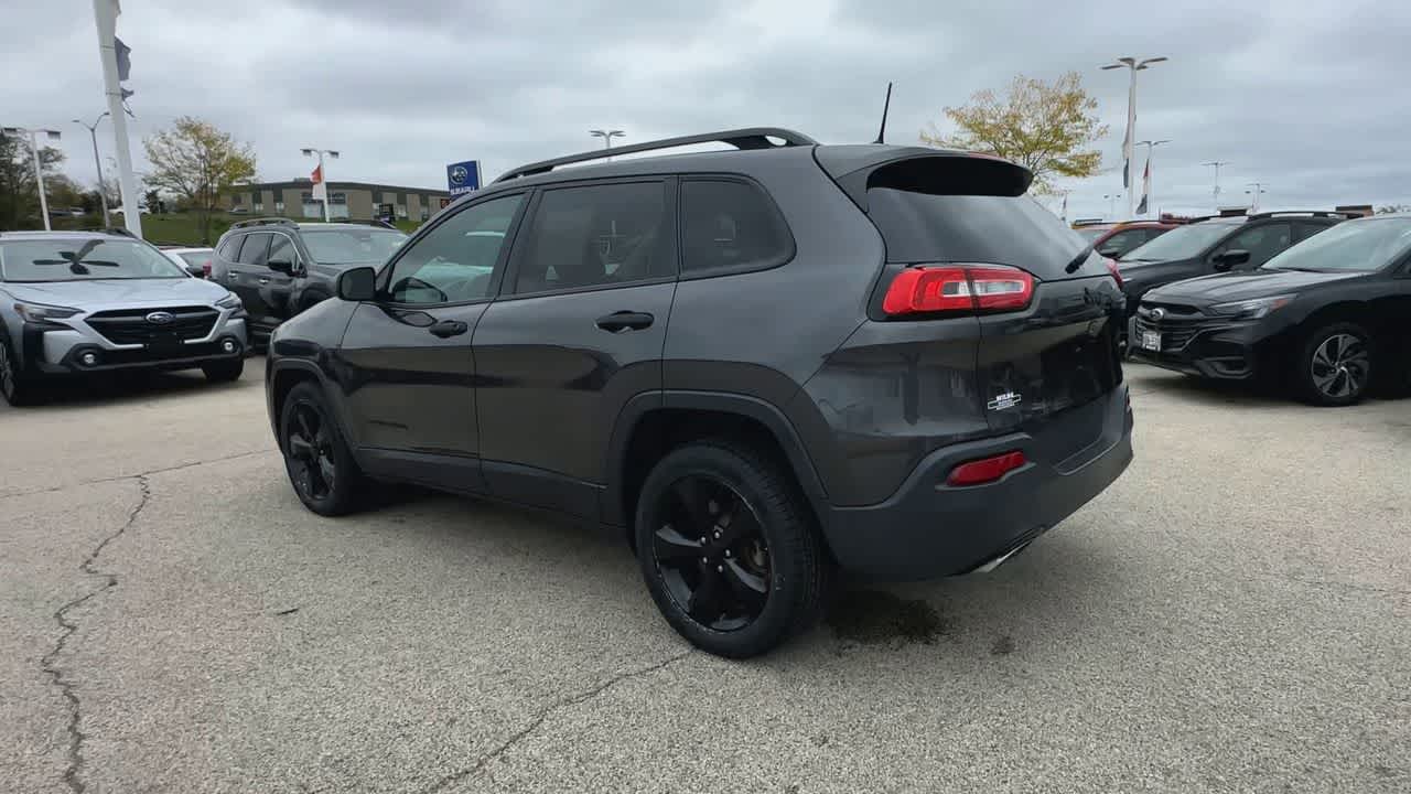 Thumbnail: 2016 Jeep Cherokee - 6