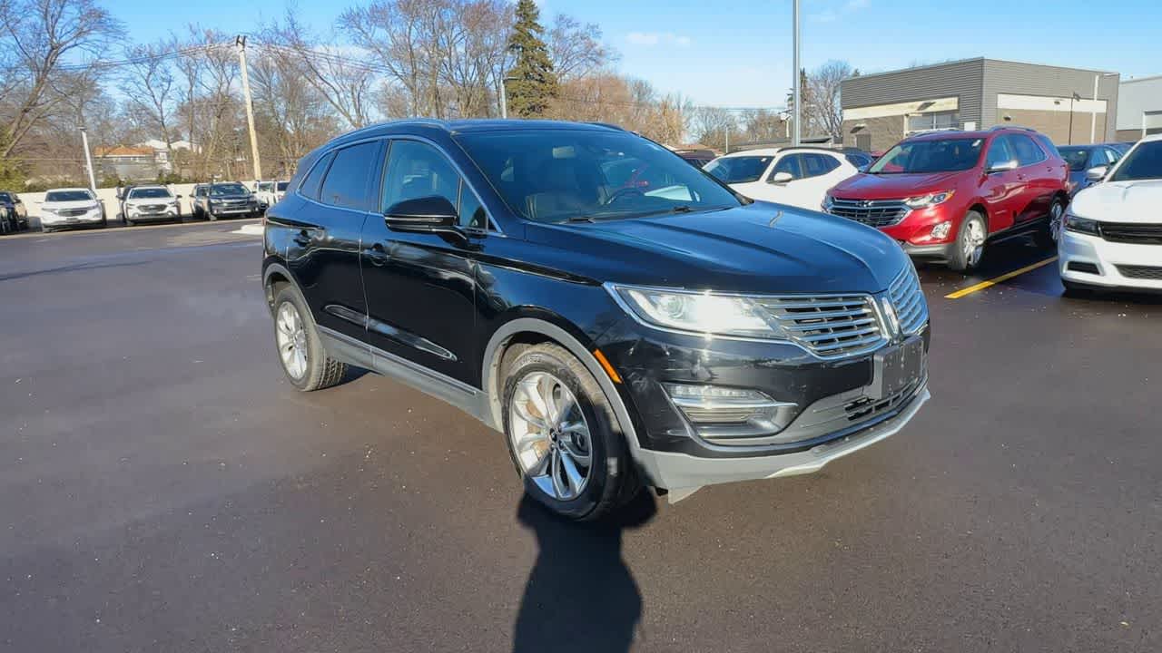 Thumbnail: 2017 Lincoln MKC - 2