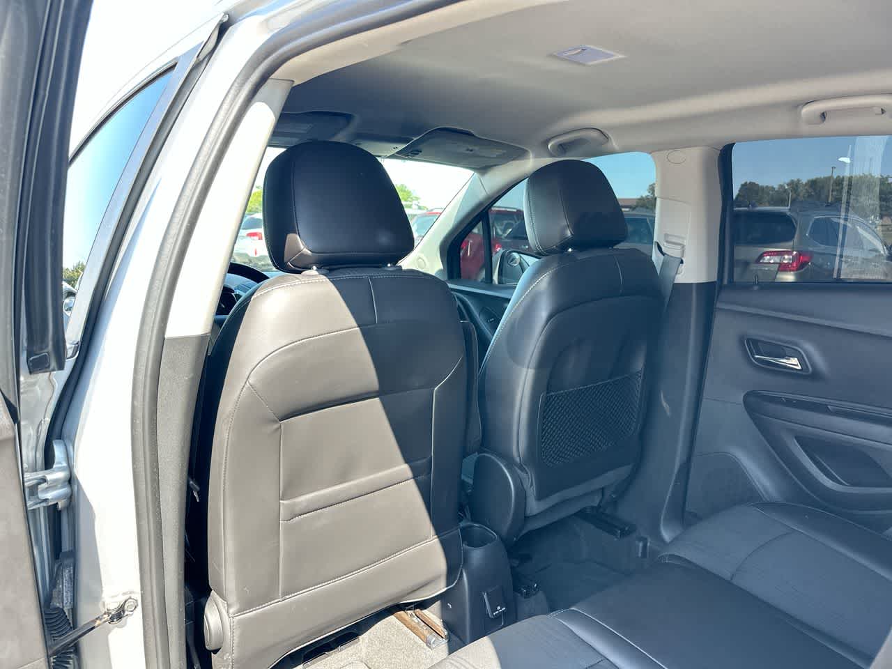 Thumbnail: 2016 Chevrolet Trax - 23