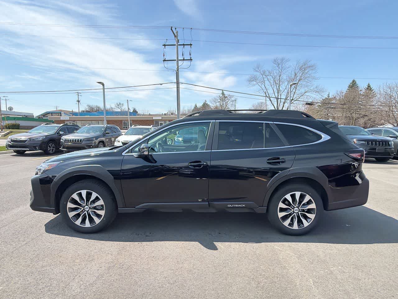Thumbnail: 2025 Subaru Outback - 10