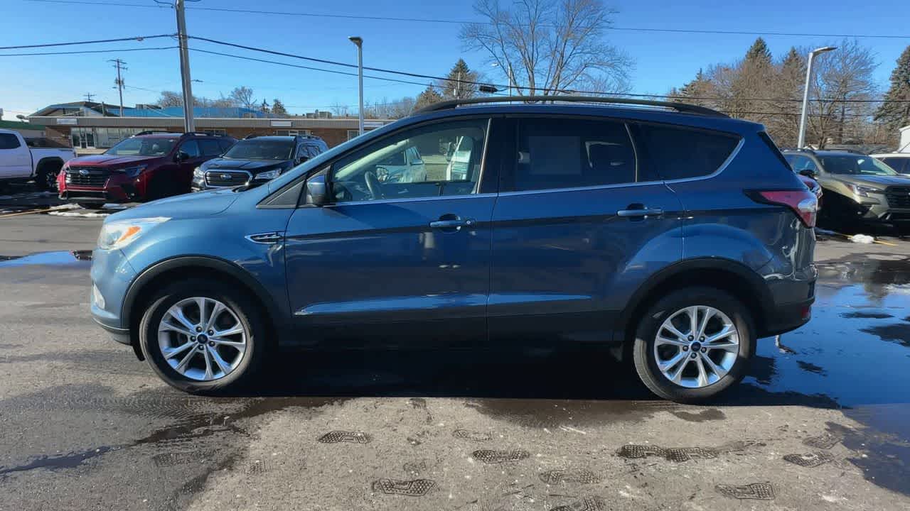 Thumbnail: 2018 Ford Escape - 5