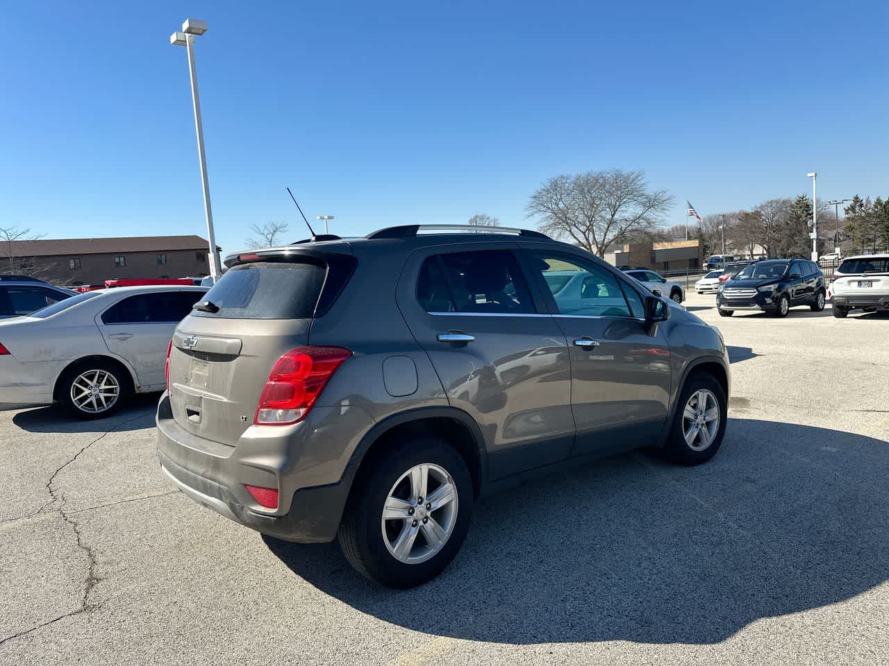 Thumbnail: 2020 Chevrolet Trax - 5