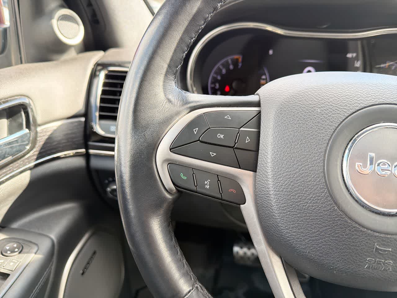 Thumbnail: 2020 Jeep Grand Cherokee - 29