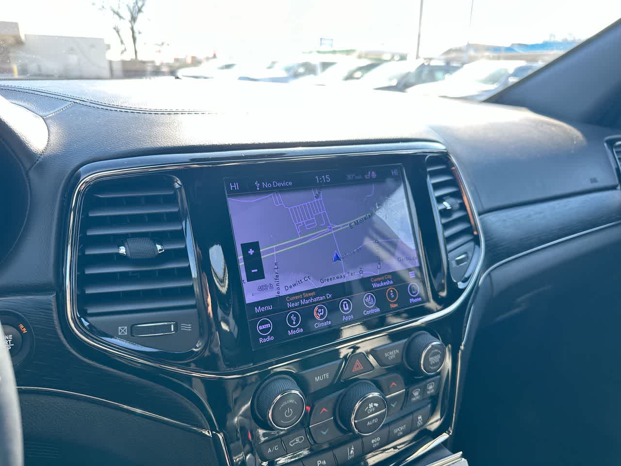 Thumbnail: 2019 Jeep Grand Cherokee - 32