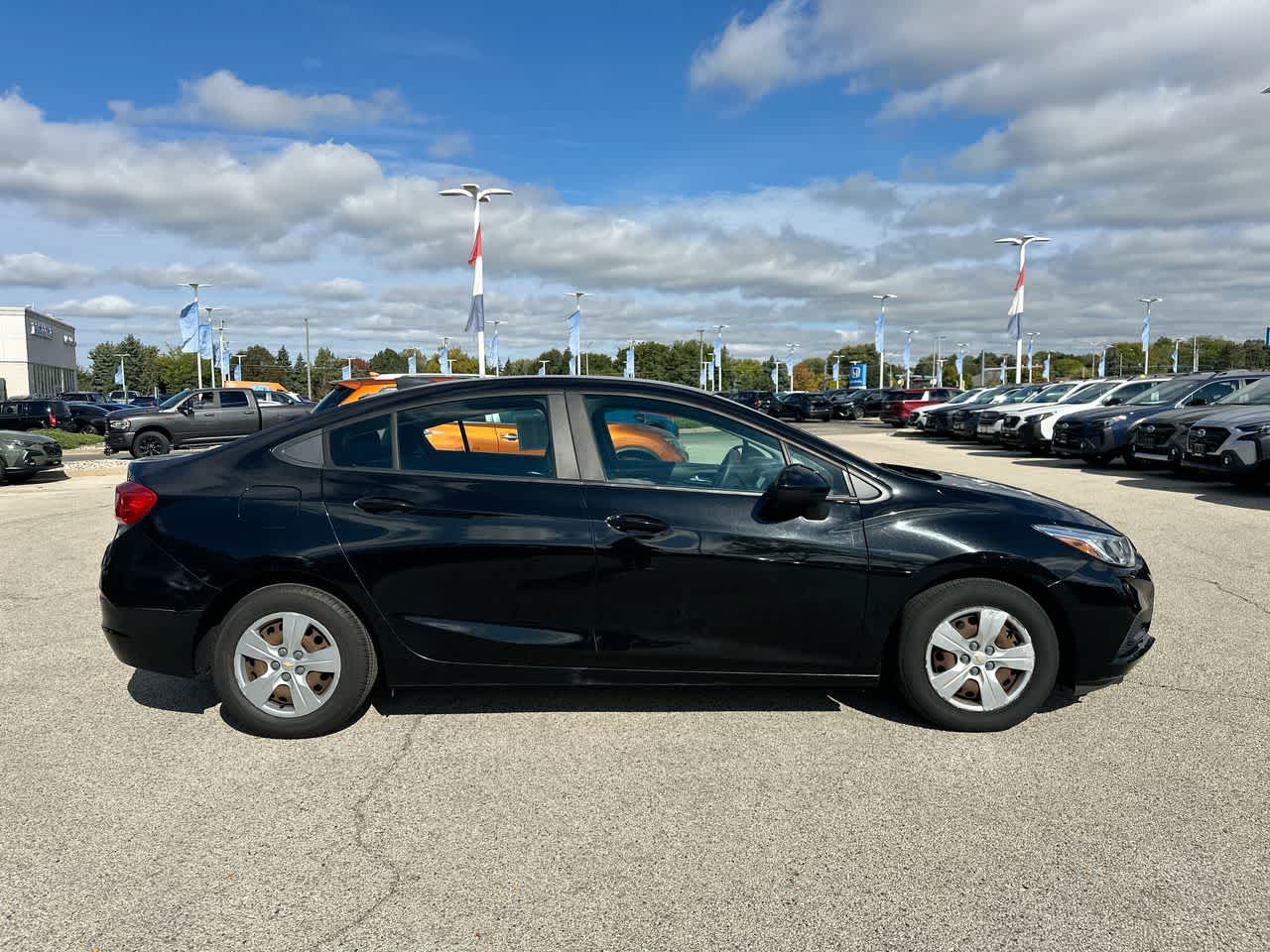 Thumbnail: 2016 Chevrolet Cruze - 14