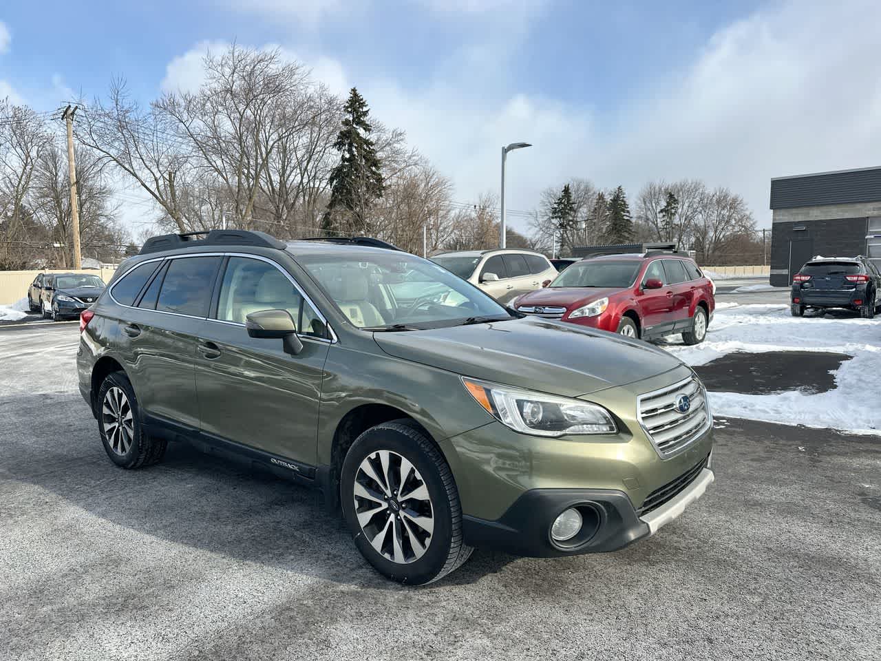 Thumbnail: 2017 Subaru Outback - 15