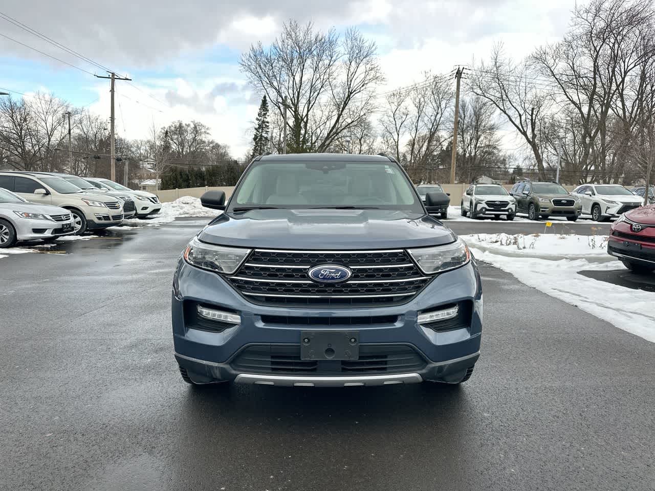 Thumbnail: 2021 Ford Explorer - 16