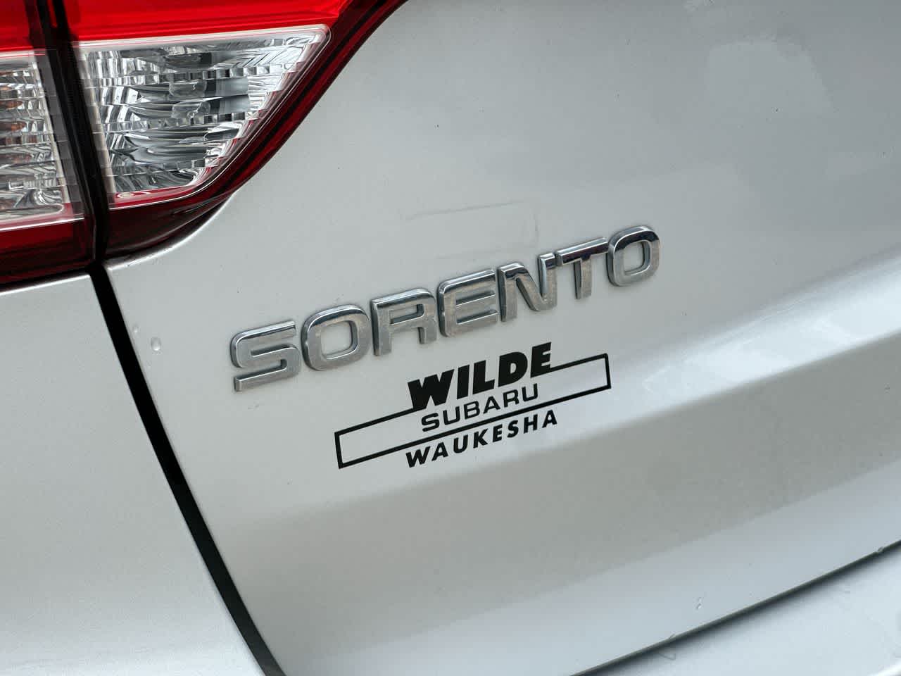 Thumbnail: 2015 Kia Sorento - 17