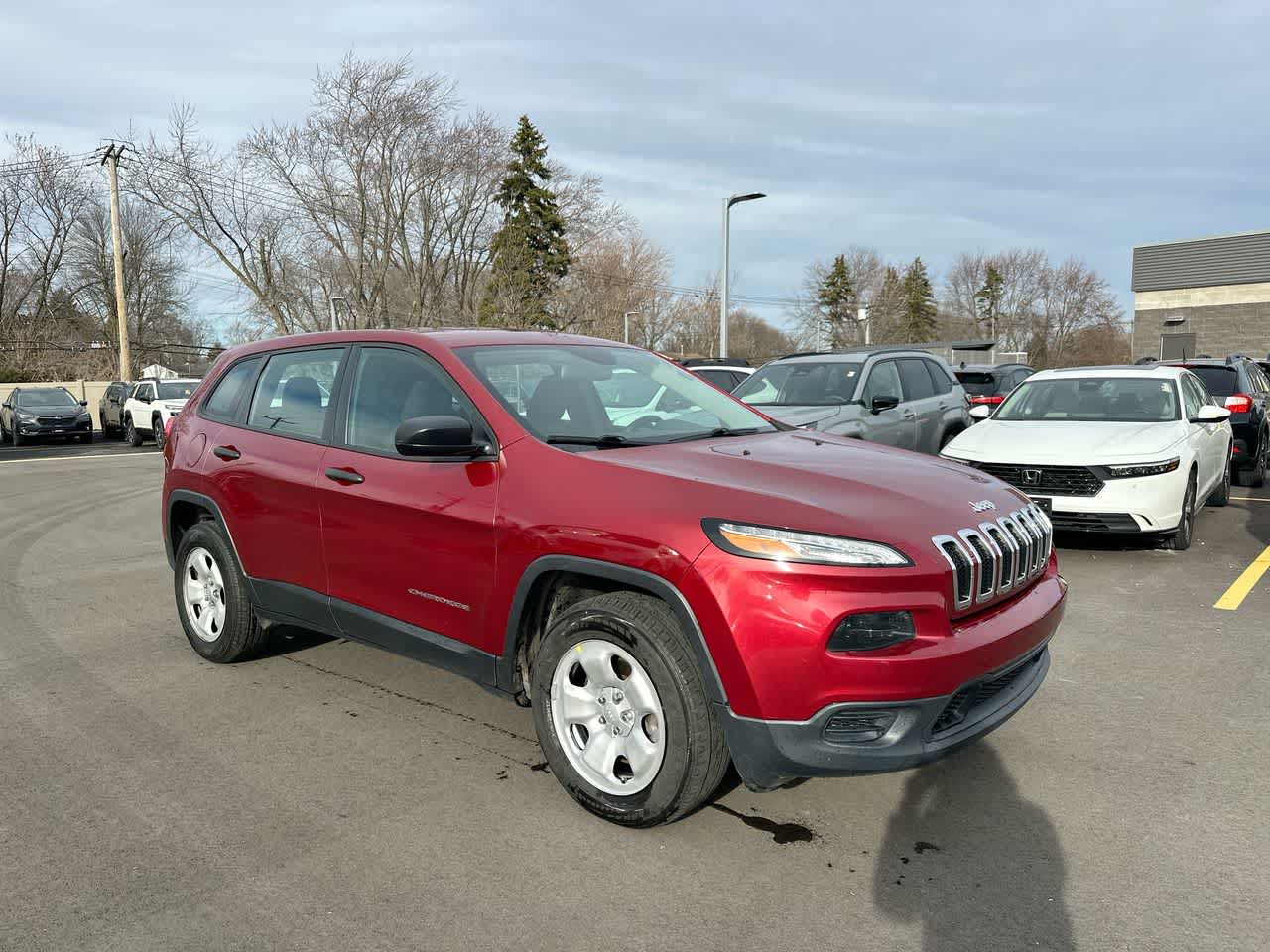 Thumbnail: 2017 Jeep Cherokee - 15