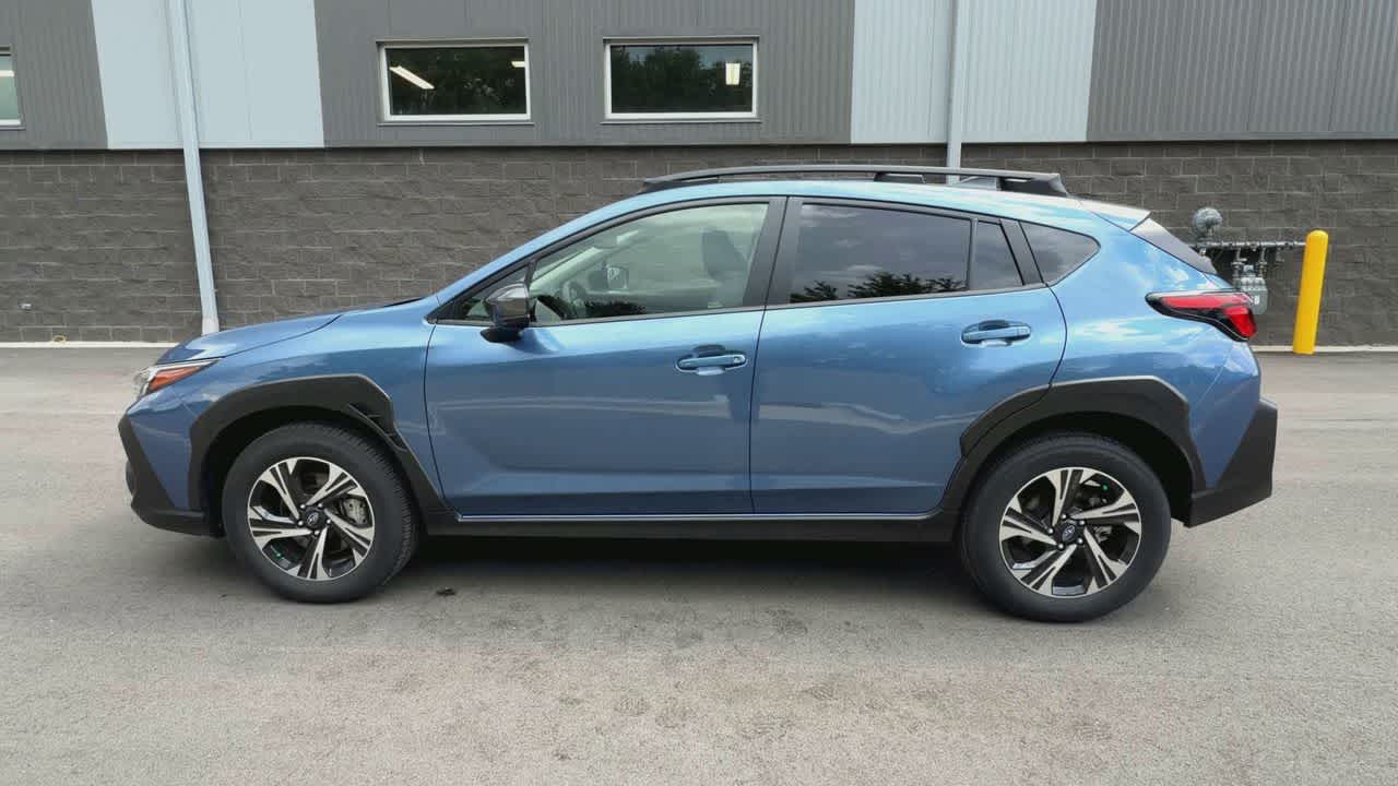 Thumbnail: 2024 Subaru Crosstrek - 4