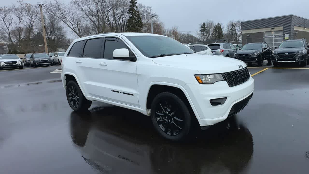 Thumbnail: 2020 Jeep Grand Cherokee - 2