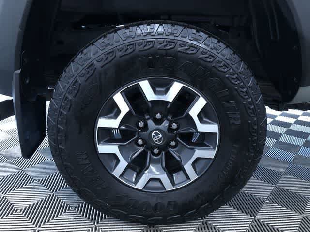 Thumbnail: 2023 Toyota Tacoma - 9