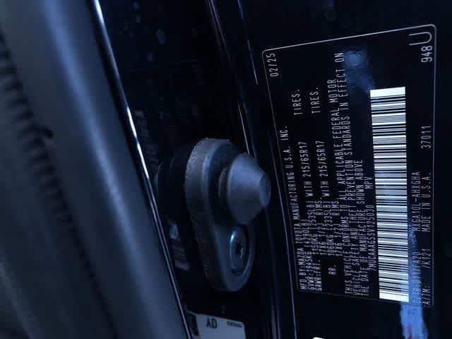 Thumbnail: 2025 Toyota Corolla Cross - 25