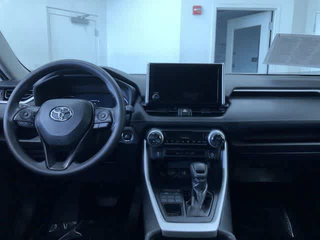 Thumbnail: 2025 Toyota RAV4 - 17