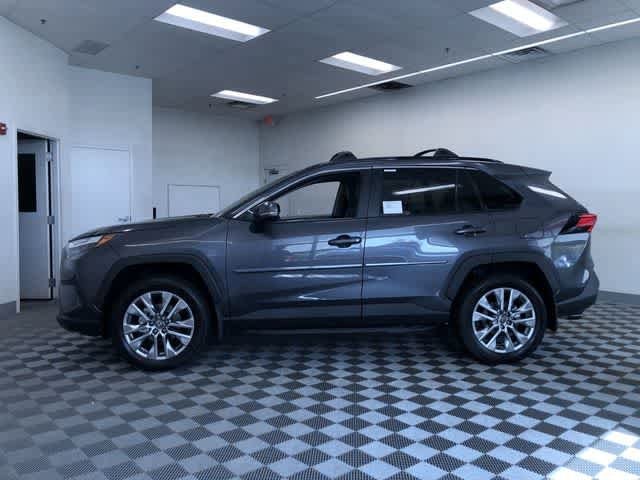 Thumbnail: 2025 Toyota RAV4 - 11