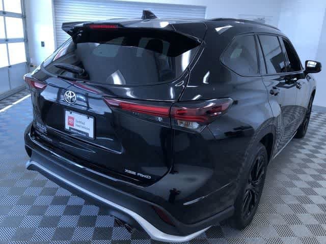 Thumbnail: 2025 Toyota Highlander - 34
