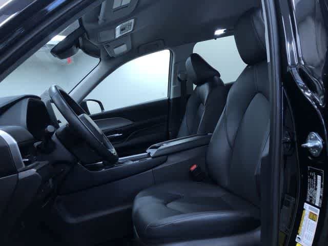 Thumbnail: 2025 Toyota Grand Highlander - 20