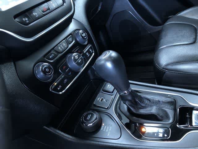 Thumbnail: 2023 Jeep Cherokee - 29