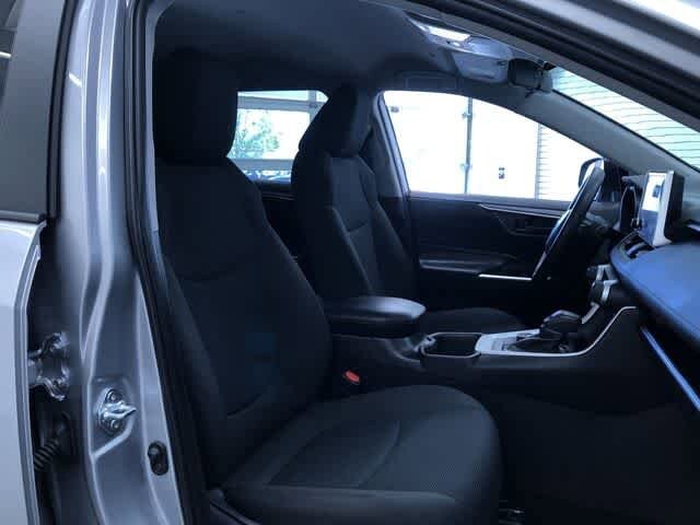 Thumbnail: 2025 Toyota RAV4 - 22