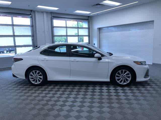 Thumbnail: 2023 Toyota Camry - 34