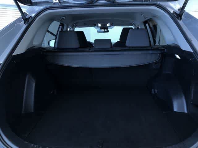 Thumbnail: 2025 Toyota RAV4 - 32