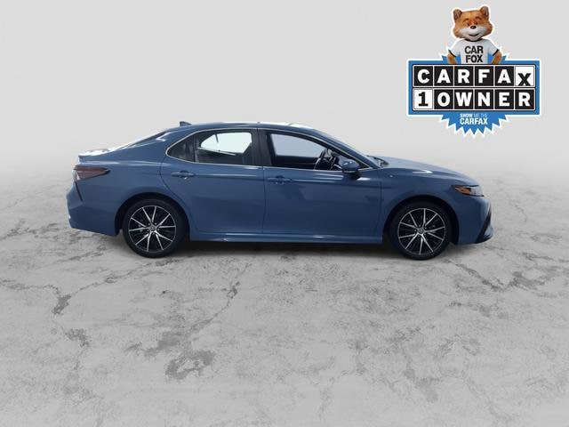 Used 2023 Toyota Camry SE with VIN 4T1G11AK8PU101500 for sale in West Allis, WI