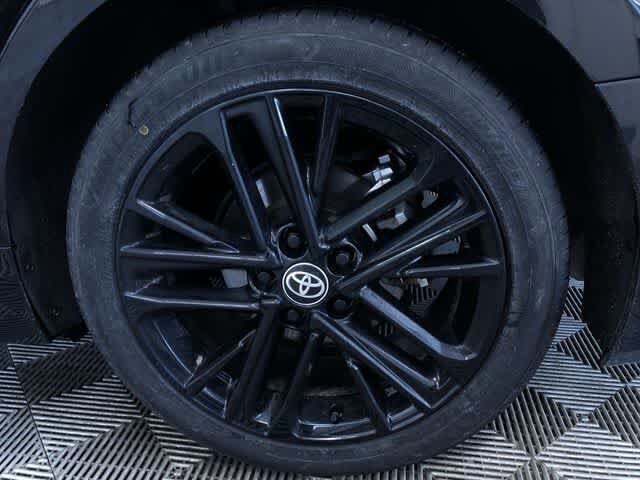 Thumbnail: 2025 Toyota Camry - 17